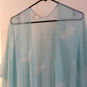 Light Blue Kimono with feather pattern